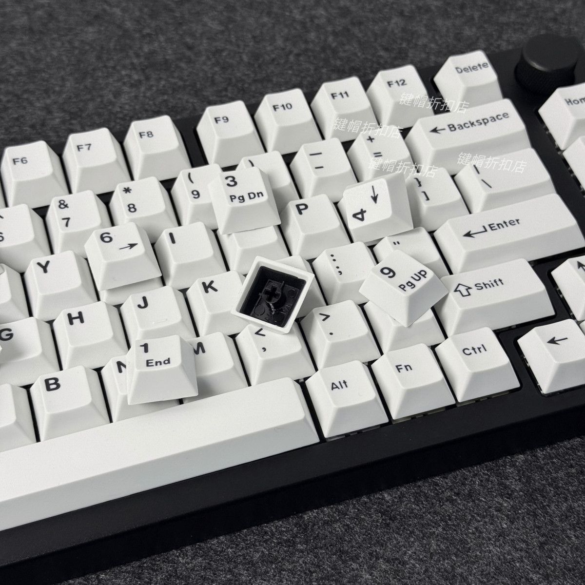 Minimalist Pure White Keycaps  - Gaming Keyboard Bundle ulasan dan harga